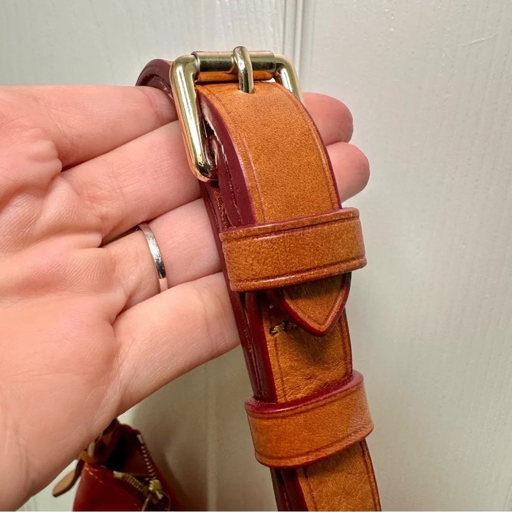 Dooney & Bourke Medium Shoulder Bag Mulberry Red Leather - Picture 16 of 17